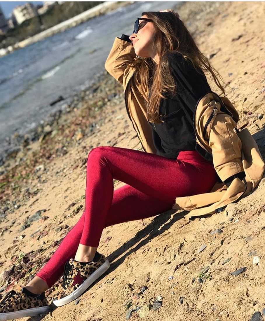 2078 Dikissiz Simli Disko Tayt 50 Tl Taytlar