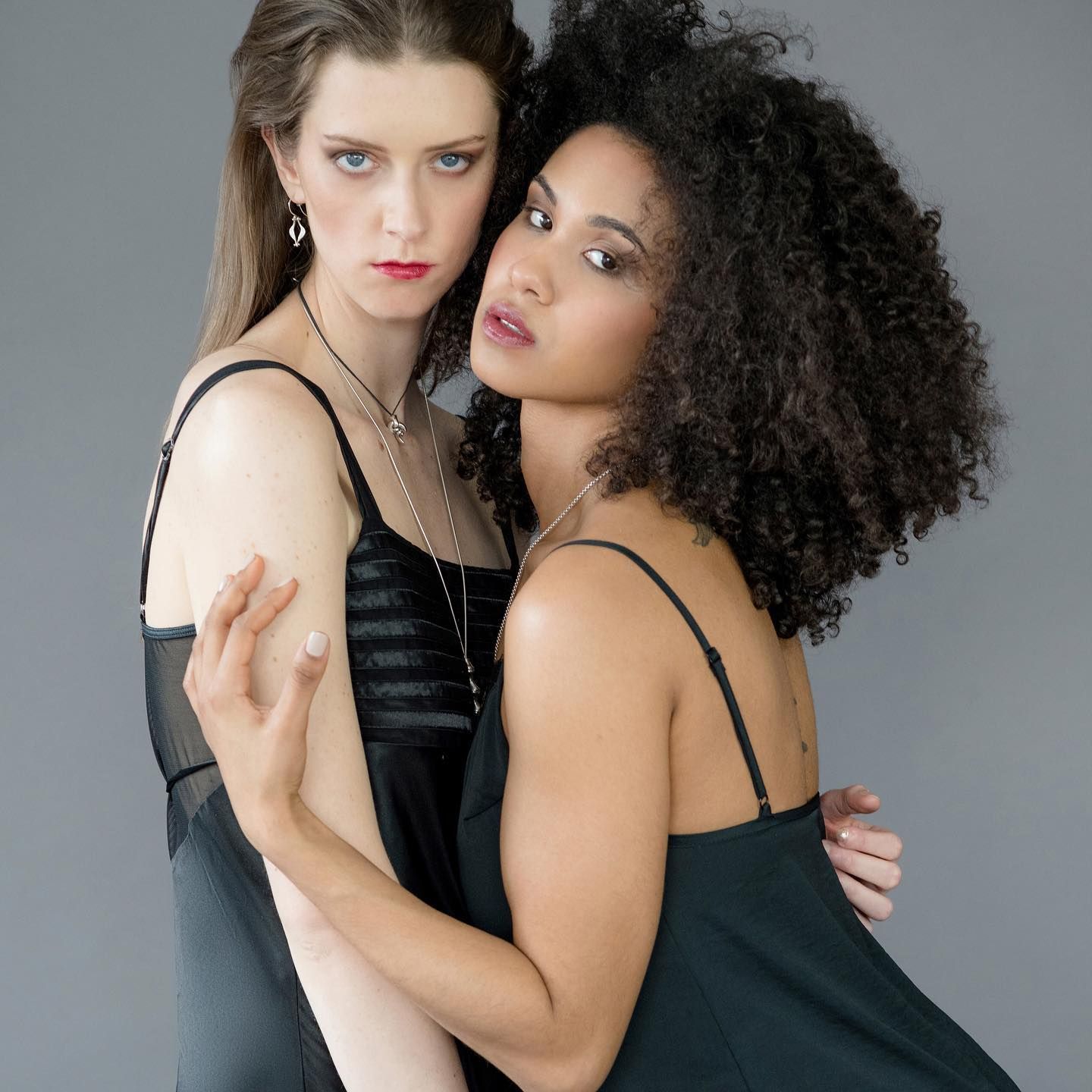 **REPOST** 📷 @abigayletarschesphoto 💃🏼@mikylabordner @pariscamillec 👗Designs @jillplatner @sahliajewelry 📰@tearsheetpdx TearSheet PDX - May 2020 - Issue 18 💄@jovanacombsbeauty #tearsheetpdx #beauty #pretty #design #style #fashion #makeup #makeupartist #mua #hair #model #photooftheday #photography #photo #portlandstyle #pdxstyle #portlandfashion #pdxfashion #portlandmakeupartist #portlandhair #portlandphotographer #portlandmodel #pdxmodel #pnwmodel #pnwstyle #pnwphotographer