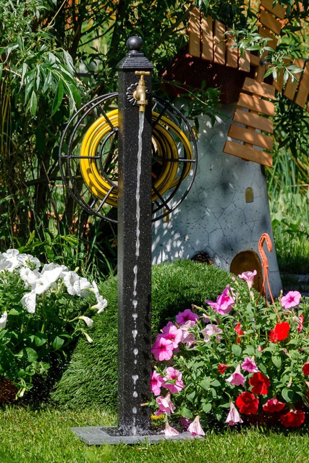 Bird Feeders, Outdoor Decor, Home Decor, Metal, Decoration Home, Room Decor, Home Interior Design, Home Decoration, Teacup Bird Feeders