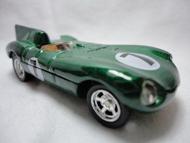 hot wheels jaguar d type