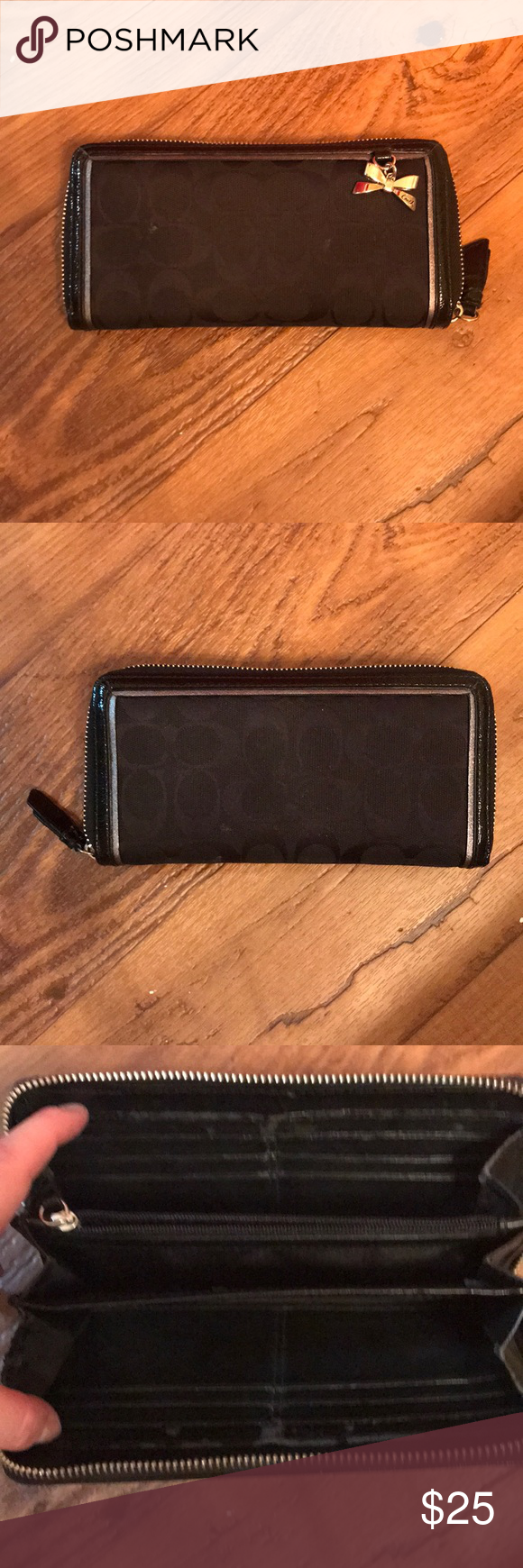 Coach signature print black wallet with flaws Coach signature print black wallet with flaws