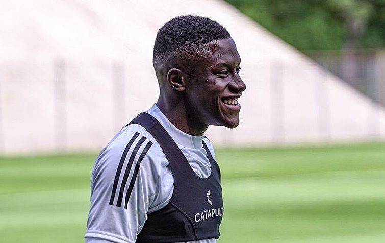Brighton Looking At Jean Ricner Bellegarde If Bissouma Were To Leave In 2021 Brighton Premier League News Strasbourg