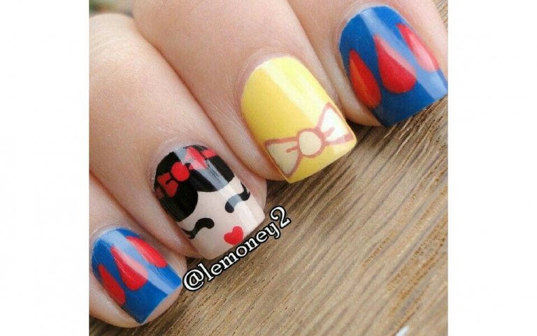 Create a Fairytale Look With 50 Fun and Easy Ideas For Disney Nails - Page 2 Disney Manicure, Nail Art Disney, Manicure E Pedicure, Disney Nail Designs, Nail Art Designs, Nails Design, Simple Disney Nails, Snow White Nails, Disney Princess Nails