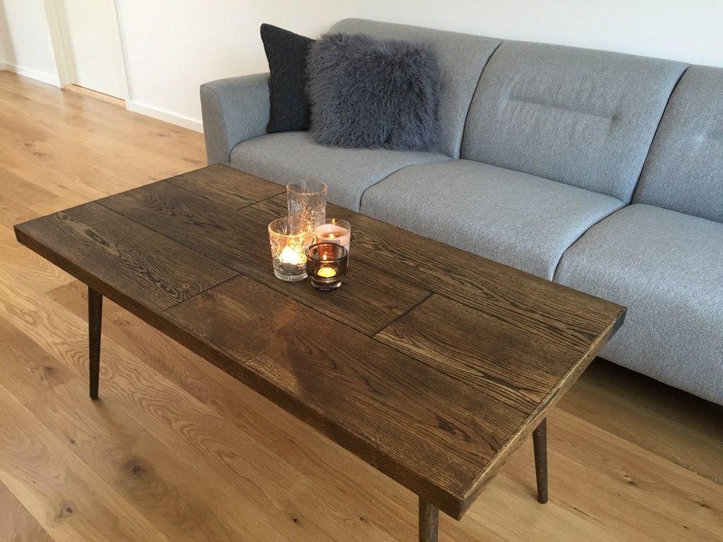Sofabord i træ lavet som plankebord. dansk design craft nordic ...