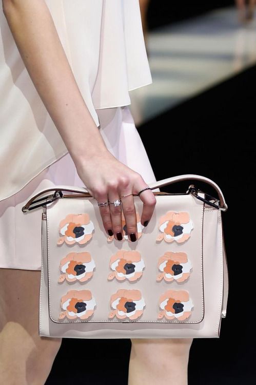 skaodi details from emporio armani spring 2016 milan skaodi details from emporio armani spring 2016 milan