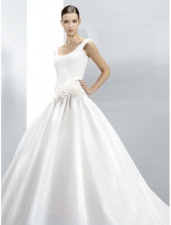 Scoop Neck Wedding Dress