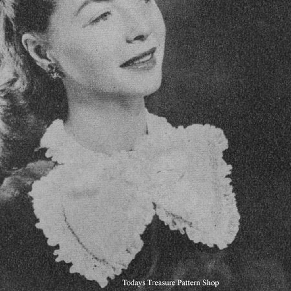 Crocheted Bow Collar Pattern #crochetbowpattern