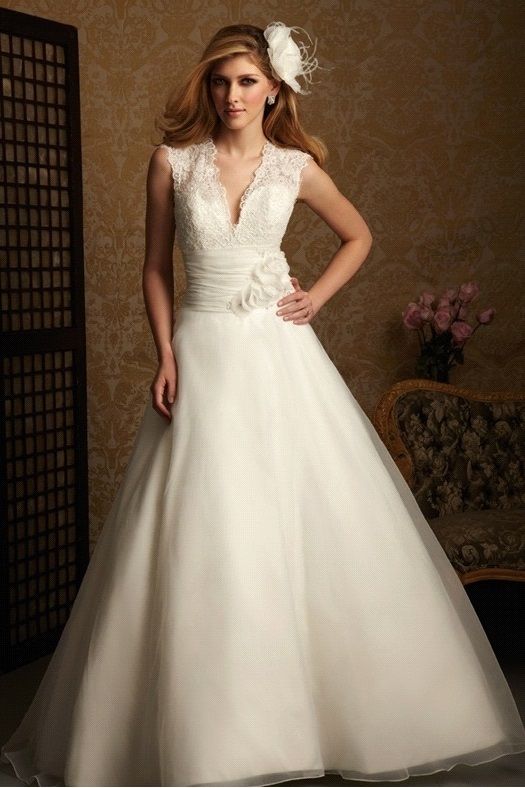 Their Tea Size Fashionable Wedding Dresses Convertible Lace Sleeve Their Tea Size Fashionable Wedding Dresses Convertible Lace Sleeve Weddings Summertime Polyester Types Of Bridal Gowns Warmer Summer Months