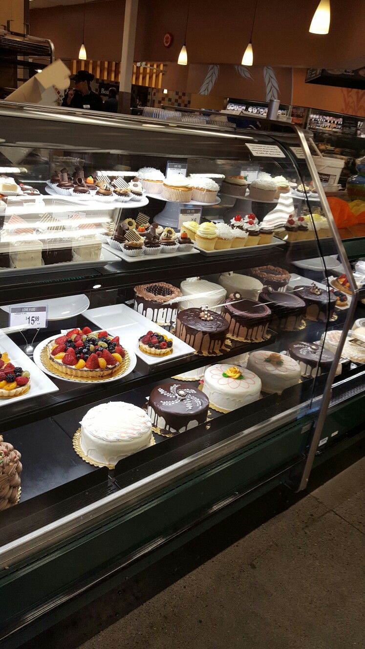 Pin Oleh Elizabeth Clayton Di Niemen Marcus Cake Makanan Makanan Manis Manis