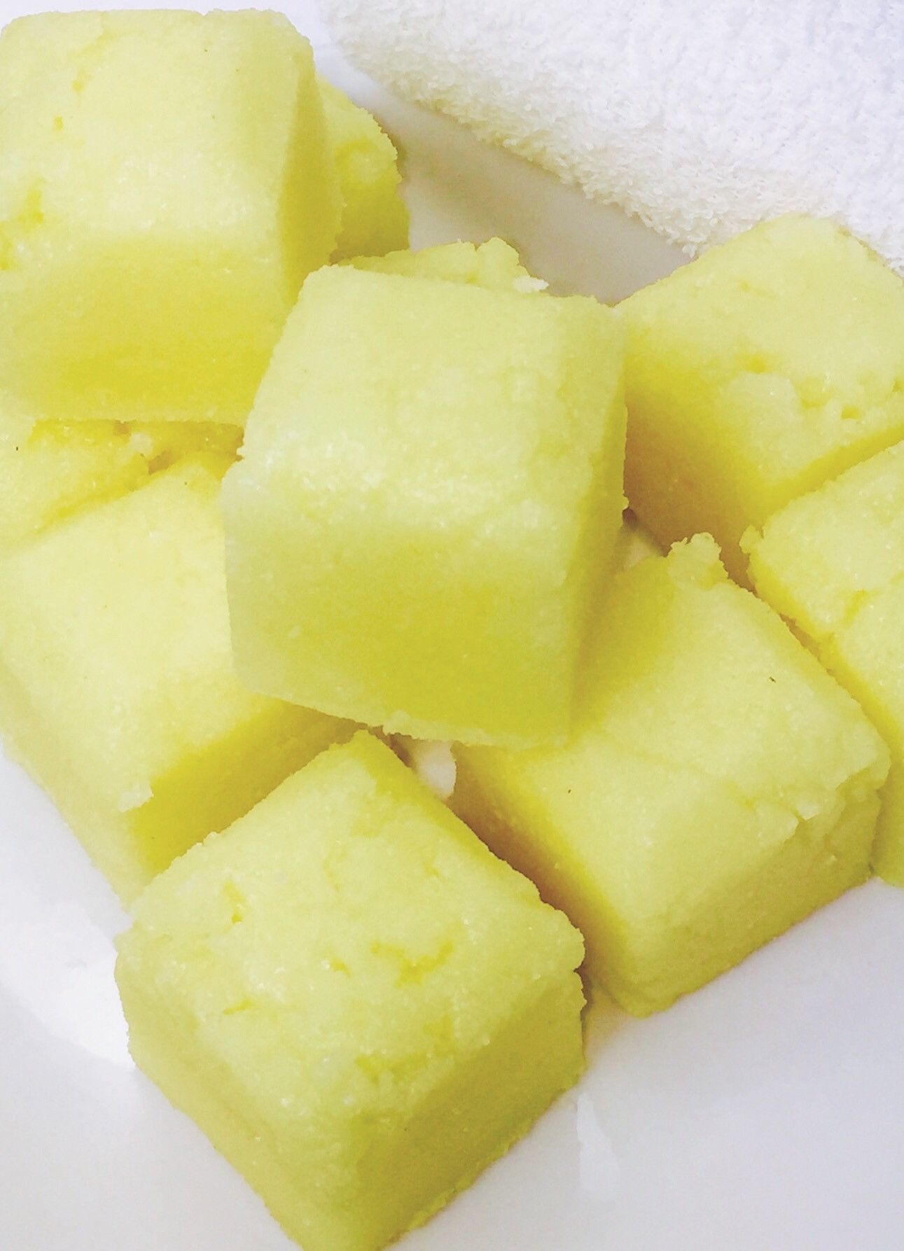 Download These carefully crafted individual sugar scrub cubes that are perfect for shower or bath. Simply ...