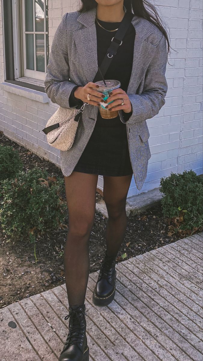@ameirylife wearing weekend street style: oversized blazer, black sweater, black skirt, Dr. martens platform combat boots // #meir #ameirylife Winter Fashion Outfits, Fall Winter Outfits, Look Fashion, Autumn Fashion, Womens Fashion, Winter Outfits Dressy Night Out, Winter Outfits With Skirts, Weekend Outfit Winter, Winter Business Outfits
