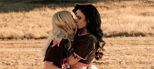 Dannie recommends best of Huge cock penetration double entry videos free Lesbian girls
