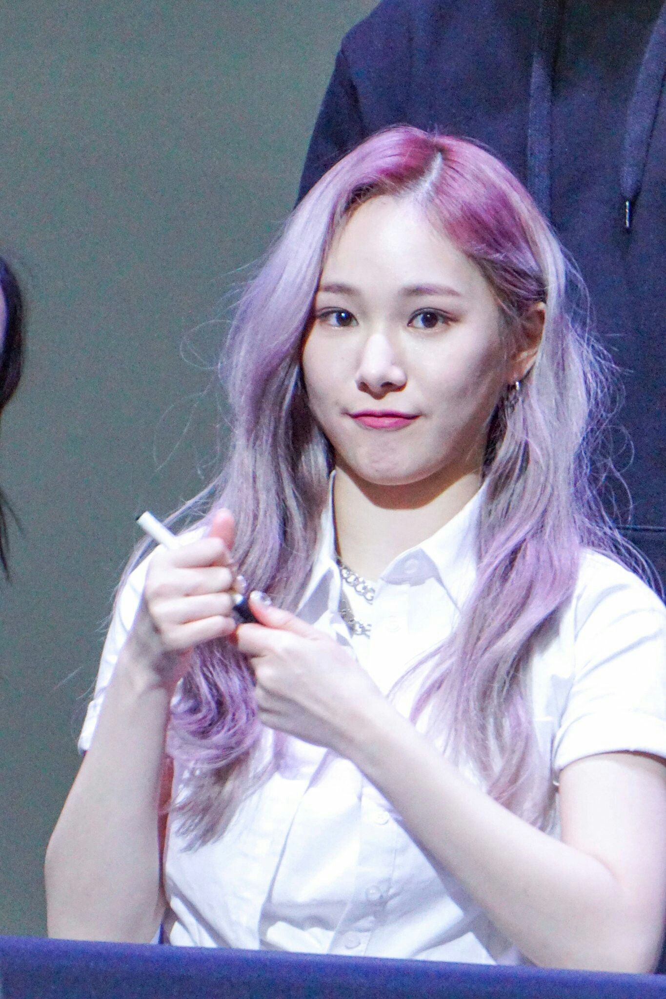pin de martyna ku nierz em e v e r g l o w k pop rapper pin de martyna ku nierz em e v e r g l o w k pop rapper