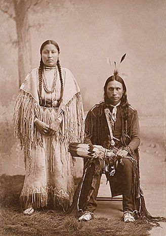 An Old Photograph Of An Arapaho Couple With Images Native