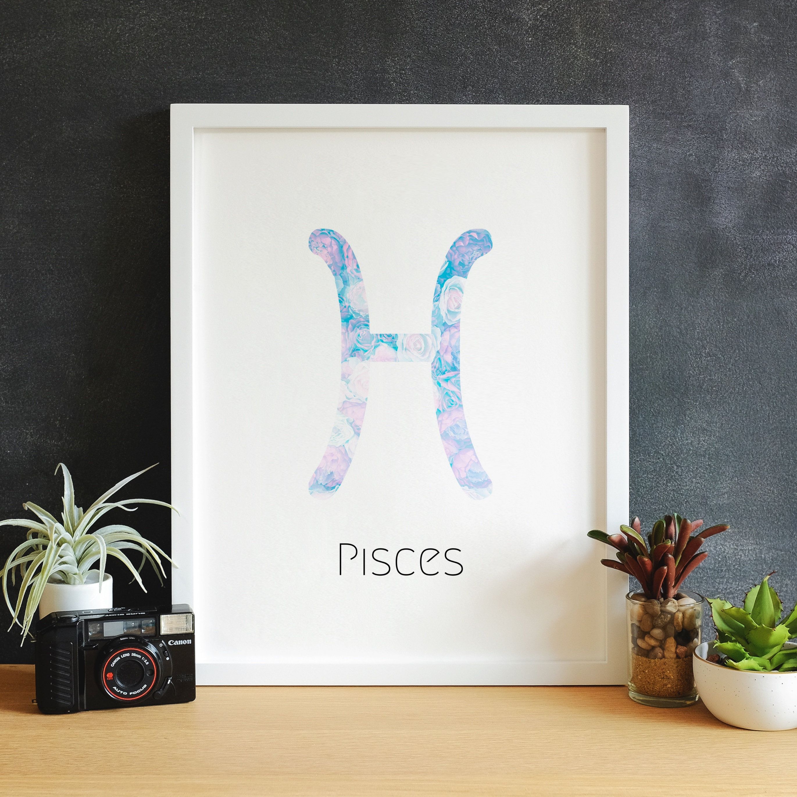 Pisces Floral Printable Wall Art Pisces Star Sign Astrology Etsy In 2020 Floral Printables Printable Wall Art Trendy Wall Art