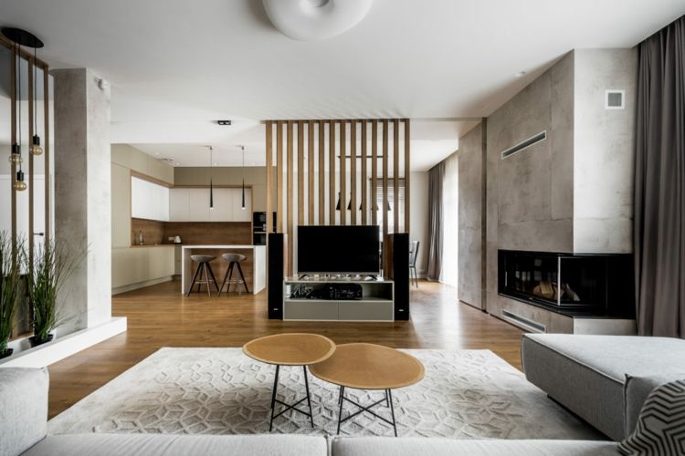 grau kombinieren trenwand holzlamellen kamin #inneneinrichtung ... grau kombinieren trenwand holzlamellen kamin #inneneinrichtung ...