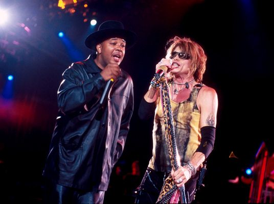 Run Dmc Aerosmith Aerosmith Walk This Way Aerosmith Rapper Delight