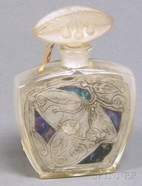 Art Nouveau Perfume Bottle | Skinner | JV Scent Bottle, Snuff Bottle, Bottle Art, Lalique, Antique Perfume Bottles, Vintage Perfume Bottles, Art Nouveau, Bottles And Jars, Glass Bottles