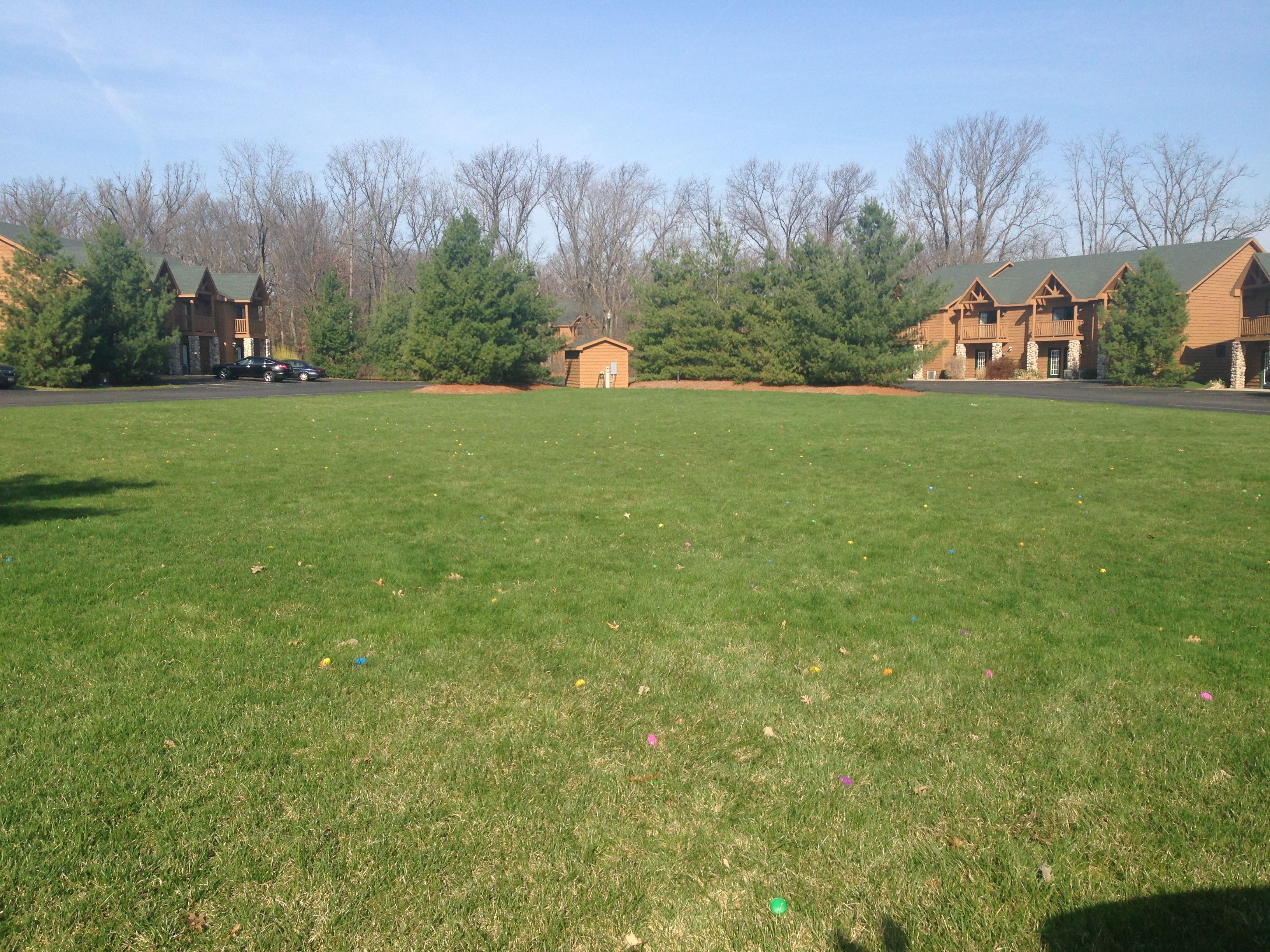 Grizzly Jack's Grand Bear Resort, Grand Easter Egg Hunt, Utica, IL