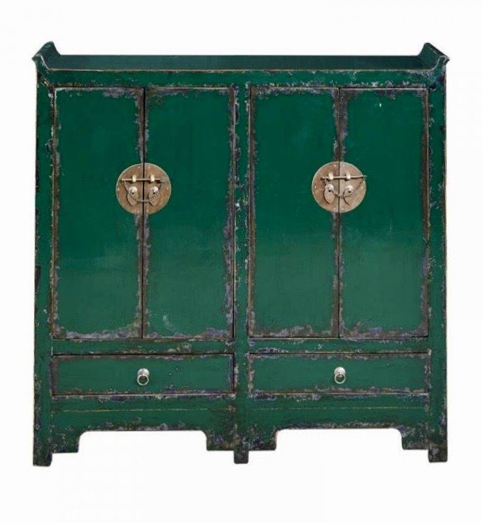 Asiatische Kommode in wundervollem Grün mit typischen asiatischen runden Messingbeschlägen. Shabby, Cabinet, Furniture, Home Decor, Chinese Furniture, Indian, Dresser, Clothes Stand, Decoration Home