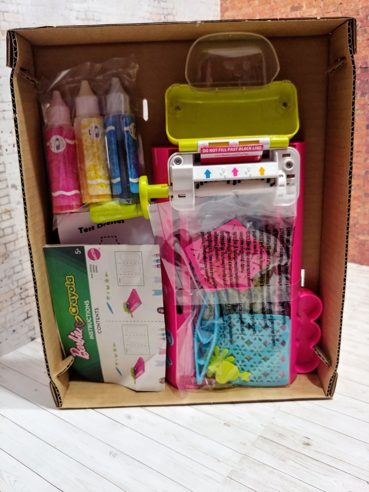 barbie color magic station