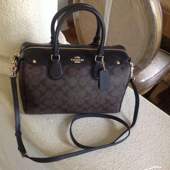coach online outlet store authentic
