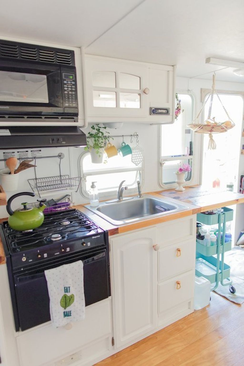 95 Camper Makeover Remodel RV Travel Trailers Hacks Ideas 95 Camper Makeover Remodel RV Travel Trailers Hacks Ideas