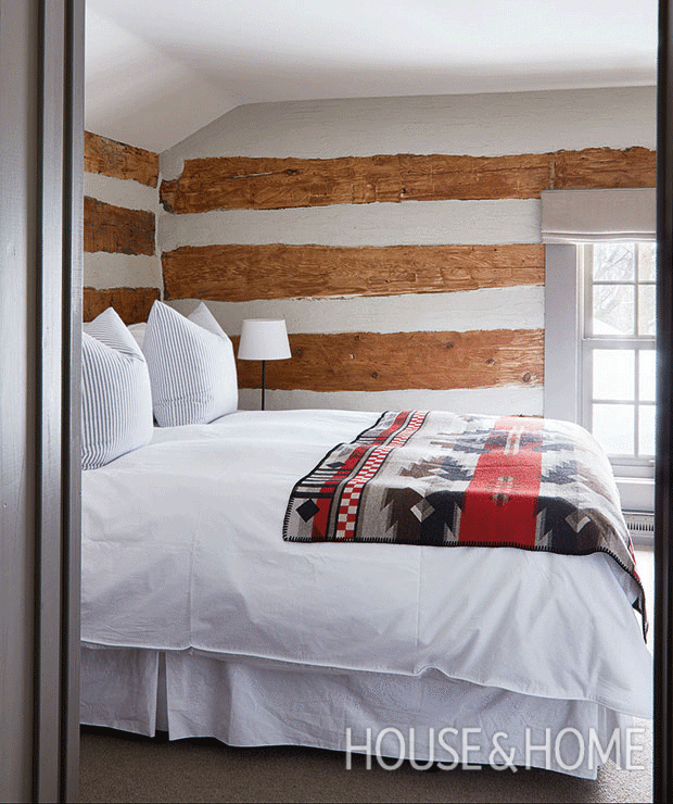 A Nice Contrast To The Crisp White Bed Linens This Nubby Throw A Nice Contrast To The Crisp White Bed Linens This Nubby Throw Brings Bedroom From Summer Fall Design J Gibson Photo Virginia Macdonald