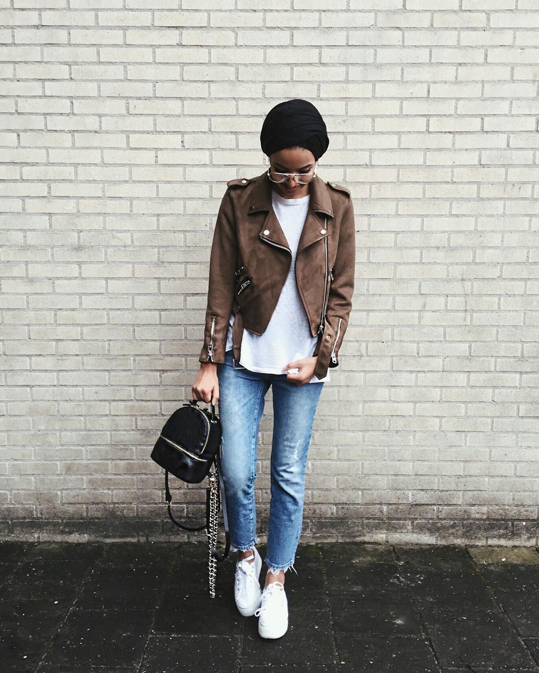 Todays look. The weather is way too cold for this jacket! #ootd Outfits ...