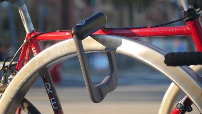 Endo Available In 7 Colours Allows You To Store Multiple Bikes
