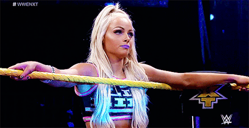 Картинки по запросу wwe liv morgan hot