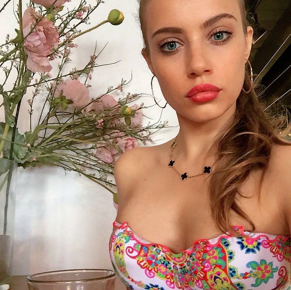 Xenia Tchoumitcheva Facebook Groups 167417620276194 Xenia