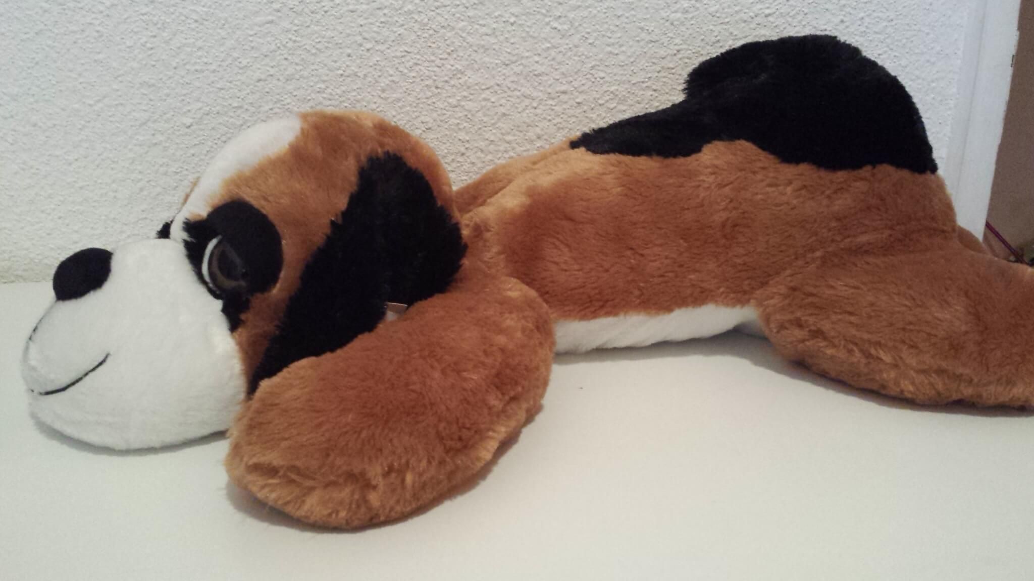 Perro peluche grande - Juguetes solidarios segunda mano Toys2help | Perros de peluche, Peluches grandes, Peluches