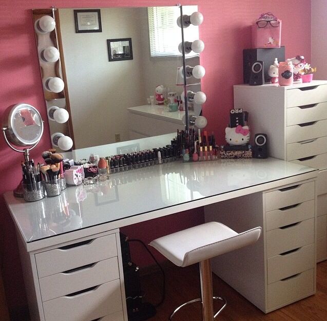 girly vanity chairs