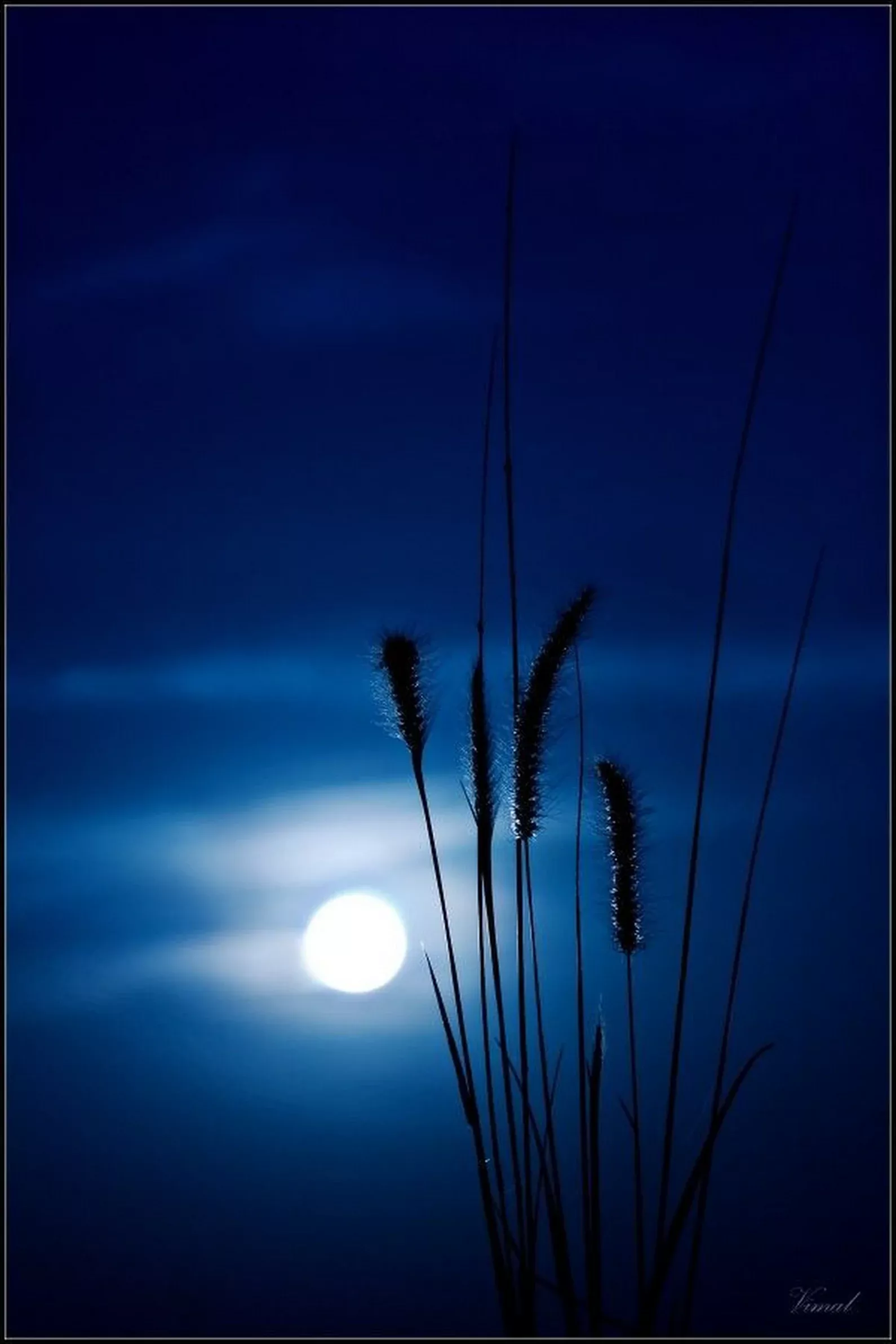 Extraordinary Beautiful Moon Darkness Extraordinary Beautiful Moon Darkness