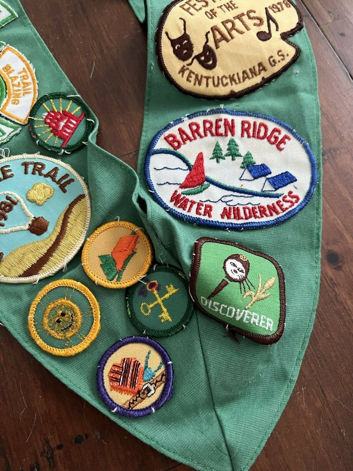 Girl Scout Sash with 20 Badges, Patches &Wings Vintage 1970s/Early 80s Kentucky