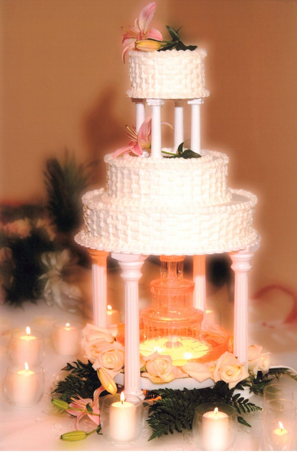 Fountain Wedding Cake — Round Wedding Cakes Fountain wedding cakes