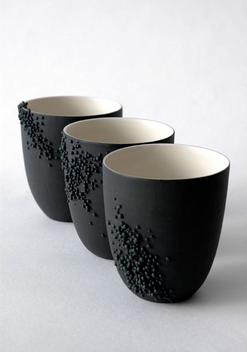 Artist uses paper coffee cups for stunning creations PHOTO Artist uses paper coffee cups for stunning creations PHOTO