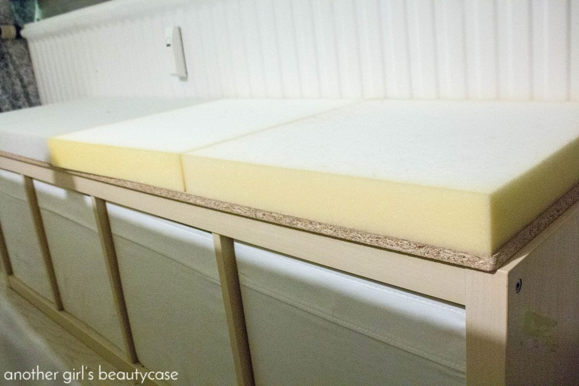 IKEA Hack Sitzbank aus Kallax Regal another girl's IKEA Hack Sitzbank aus Kallax Regal | Kallax regal, Ikea