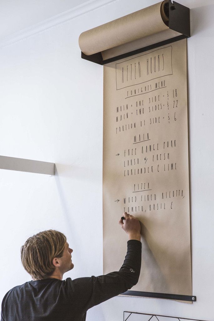 Wall mounted kraft paper roll display Büro ideen, Tapeten und - kchen tapezieren ideen Wall mounted kraft paper roll display Büro ideen, Tapeten und - kchen tapezieren ideen