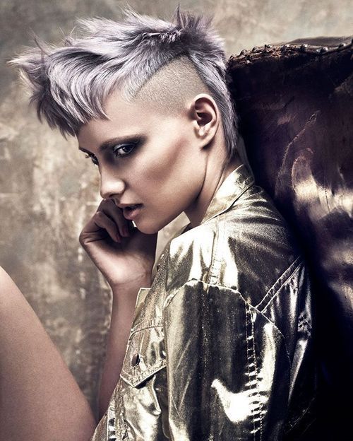 Undercut Women, Undercut Hairstyles, Creative Hairstyles, Cool Haircuts, Hairstyles With Bangs, Cool Hairstyles, Punk Hair, Edgy Hair, Short Hair Cuts