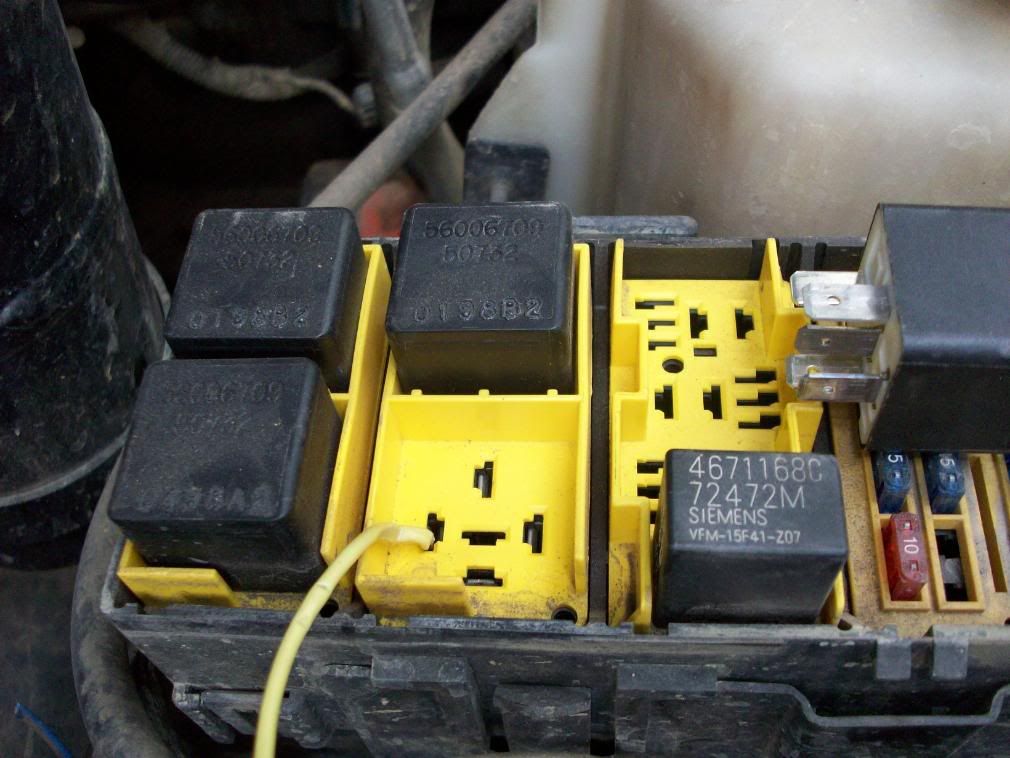 Jeep Grand Cherokee Moreover 1994 Jeep Grand Cherokee Fuse Box Diagram