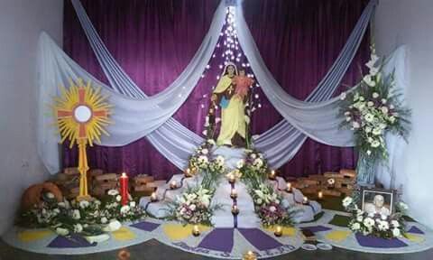 Altar de difuntos | Decoración del altar, Altar en casa, Decoraciones
