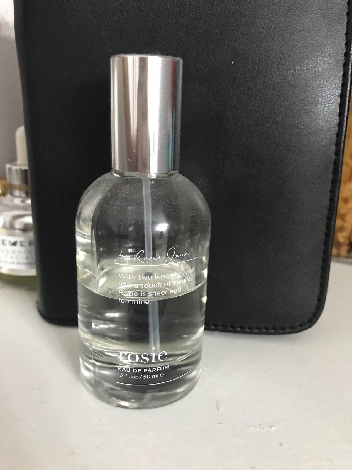 There Are Actually Hundreds Possibly 1000s Of Kinds Of Scents Throughout Today S Marketplace The High Requirement For D Parfum Eau De Toilette Parfums Parfum