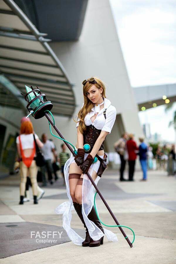 Zwergin Mosen Cosplay Lutschen