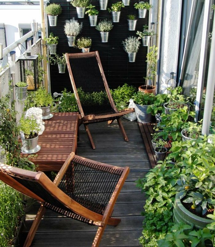 kleiner Balkon gestalten Metall Geländer Pflanzen Kasten home - balkon ideen blumenkasten gelander kleiner Balkon gestalten Metall Geländer Pflanzen Kasten home - balkon ideen blumenkasten gelander