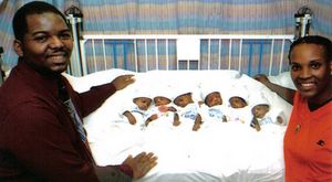 Chris And Diamond Harris With Sextuplets Kiera Christine