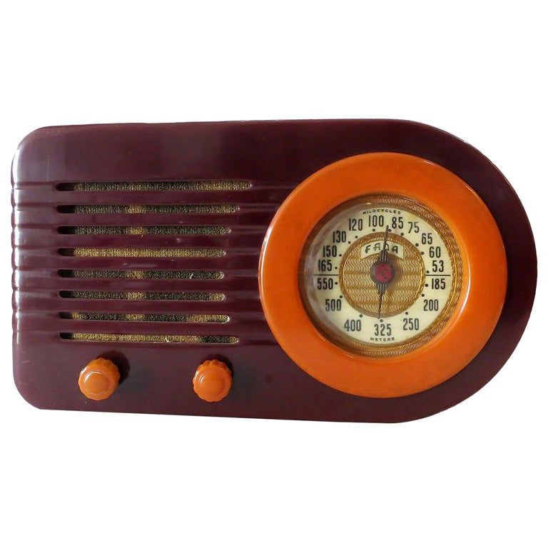 fada model 1000 bullet coffee and caramel catalin tube radio in 2021 coffee bullet radio retro radios