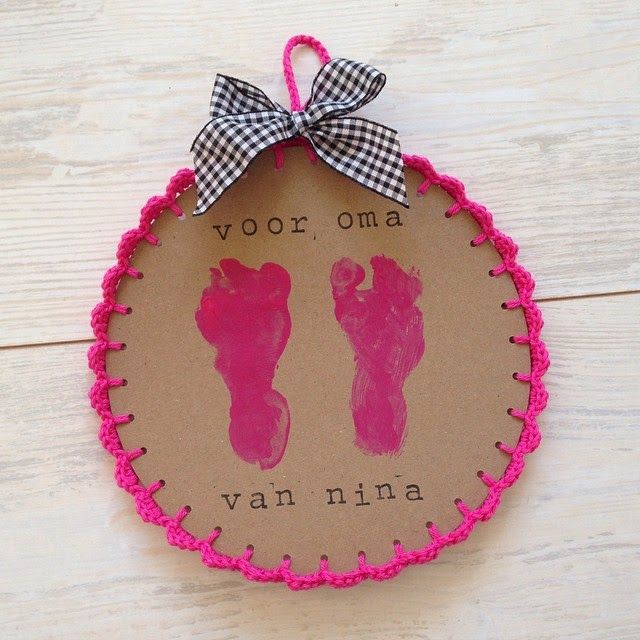 So Sanne: Moederdag Bevo, Crochet Accessories, To Do List, Novelty Christmas, Christmas Ornaments, Holiday Decor, Diy, Seeds, Bricolage