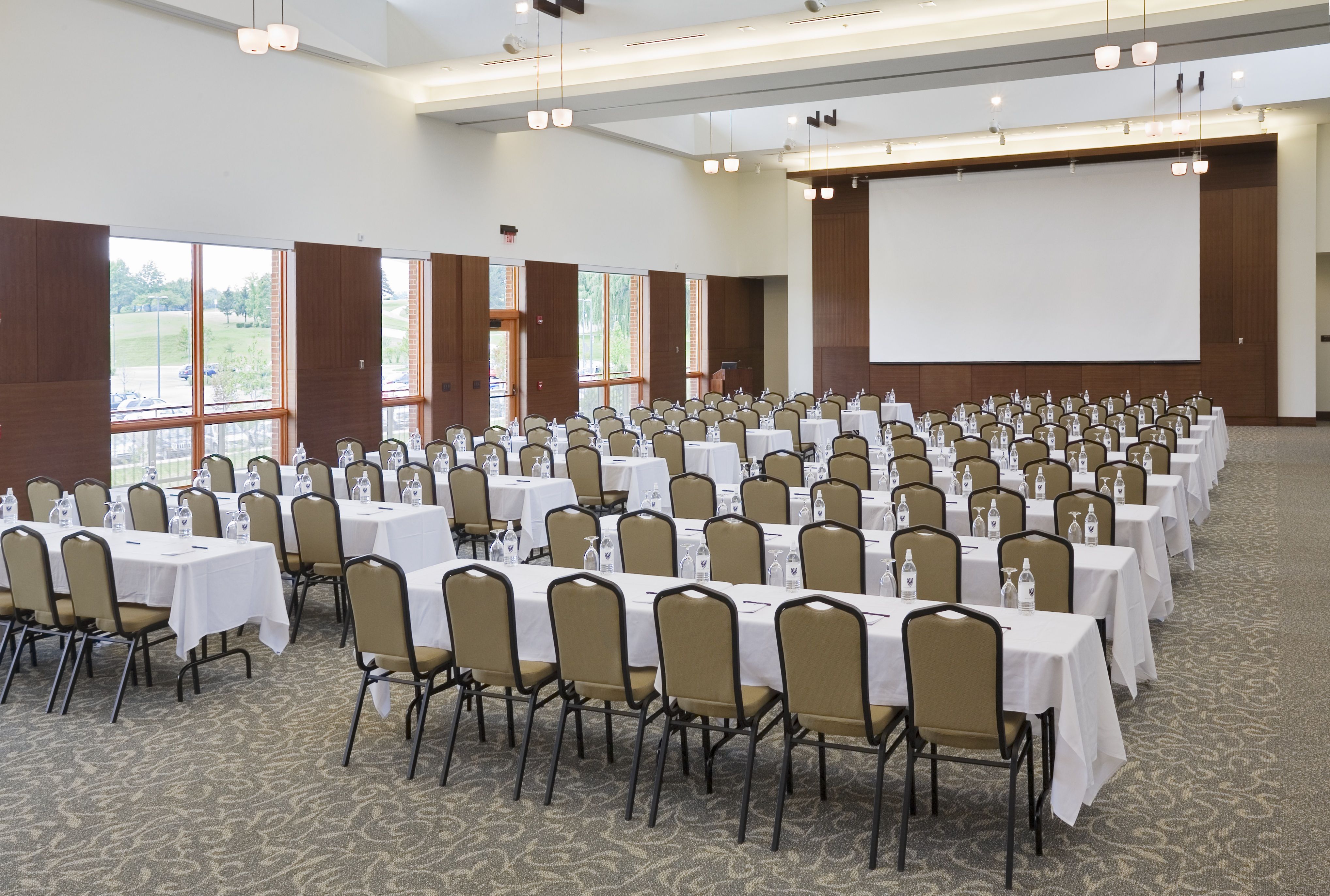 Banquet Room C Classroom Style Classroom Style Room Multipurpose Room banquet-room-c-classroom-style-classroom-style-room-multipurpose-room